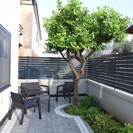 Studio Apartment Angelo - Free Private Parking サルノ エクステリア 写真
